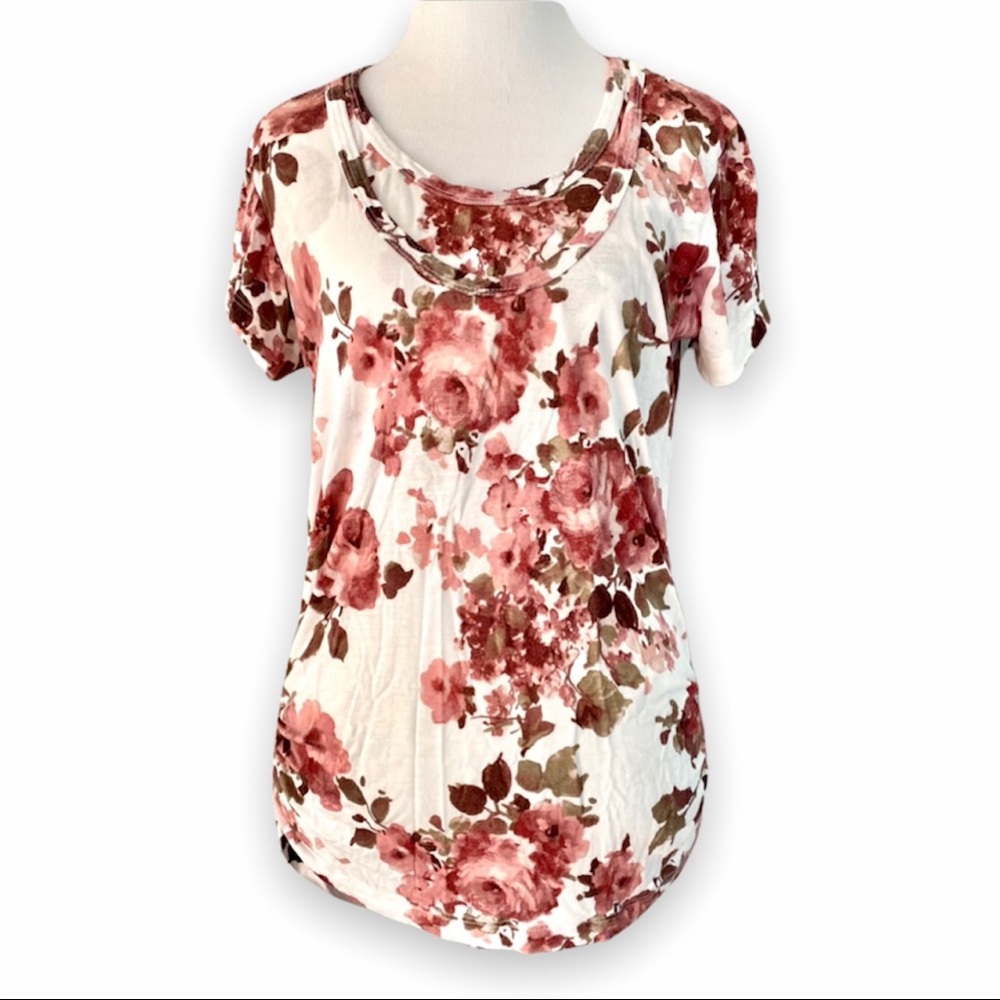 VGUC Hello Miz Floral Nursing Maternity Tee, M